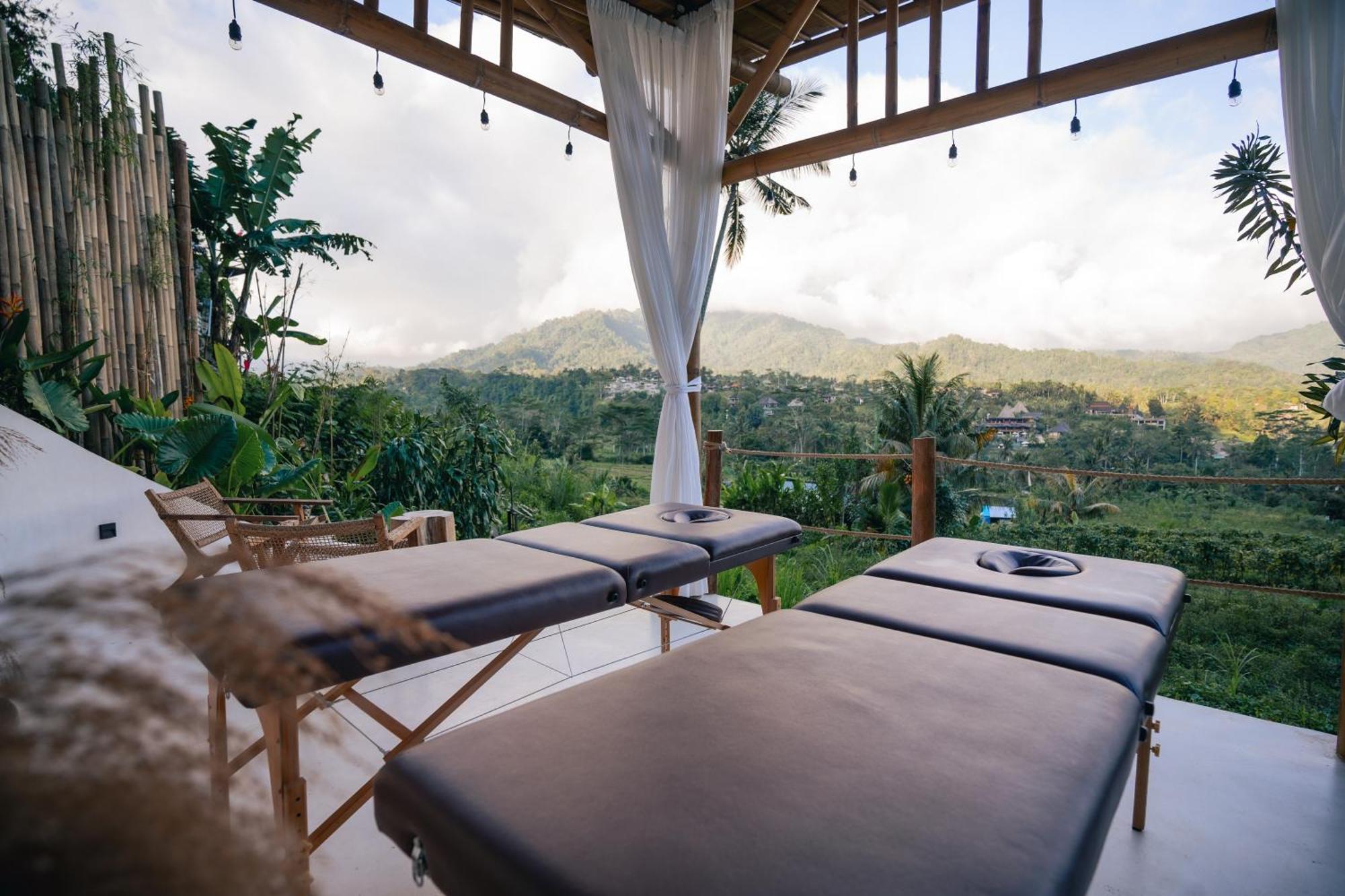 Numa Bali Hotel Сидемен Экстерьер фото